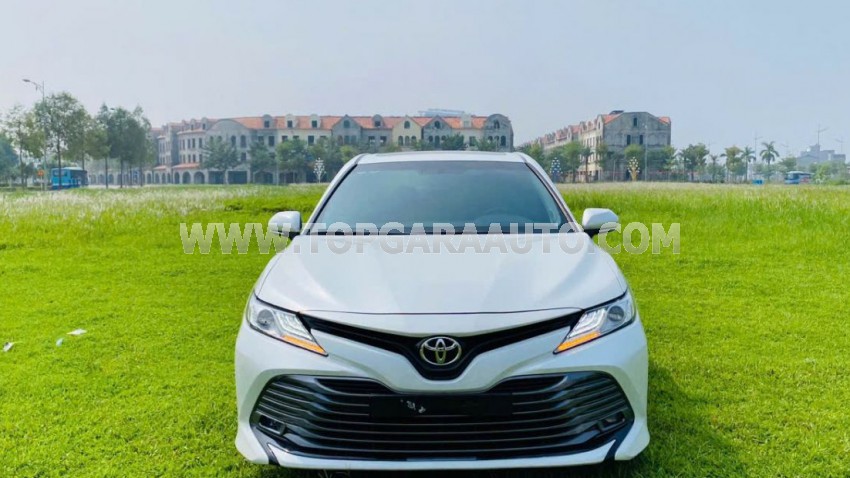 Toyota Camry 2.5Q 2020