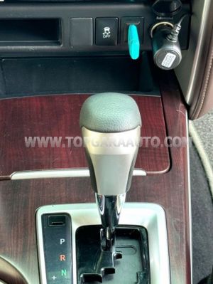 Xe Toyota Fortuner 2.7V 4x2 AT 2017