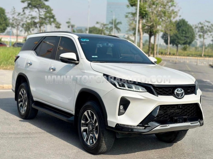 Toyota Fortuner Legender 2.4L 4x2 AT