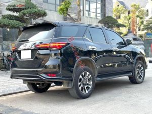 Xe Toyota Fortuner 2.4G 4x2 AT Legender 2020