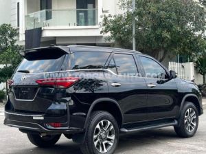 Xe Toyota Fortuner 2.4G 4x2 AT Legender 2020