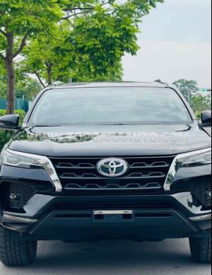 Xe Toyota Fortuner 2.4L 4x2 AT 2022