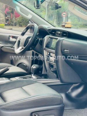 Xe Toyota Fortuner 2.4L 4x2 AT 2022