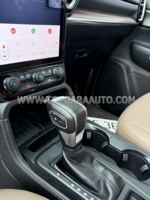 Xe Ford Everest Titanium 2.0L 4x2 AT 2023