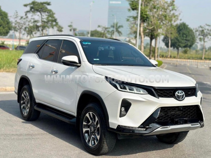 Toyota Fortuner Legender 2.4L 4x2 AT