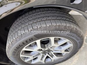 Xe Ford Everest Titanium 2.0L 4x2 AT 2024