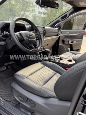 Xe Ford Everest Titanium 2.0L 4x2 AT 2024