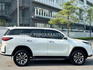Xe Toyota Fortuner Legender 2.4L 4x2 AT 2022