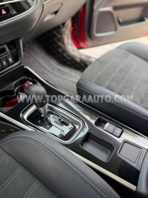 Xe Mitsubishi Outlander 2.0 CVT 2022