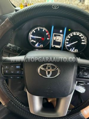 Xe Toyota Fortuner 2.4L 4x2 AT 2022