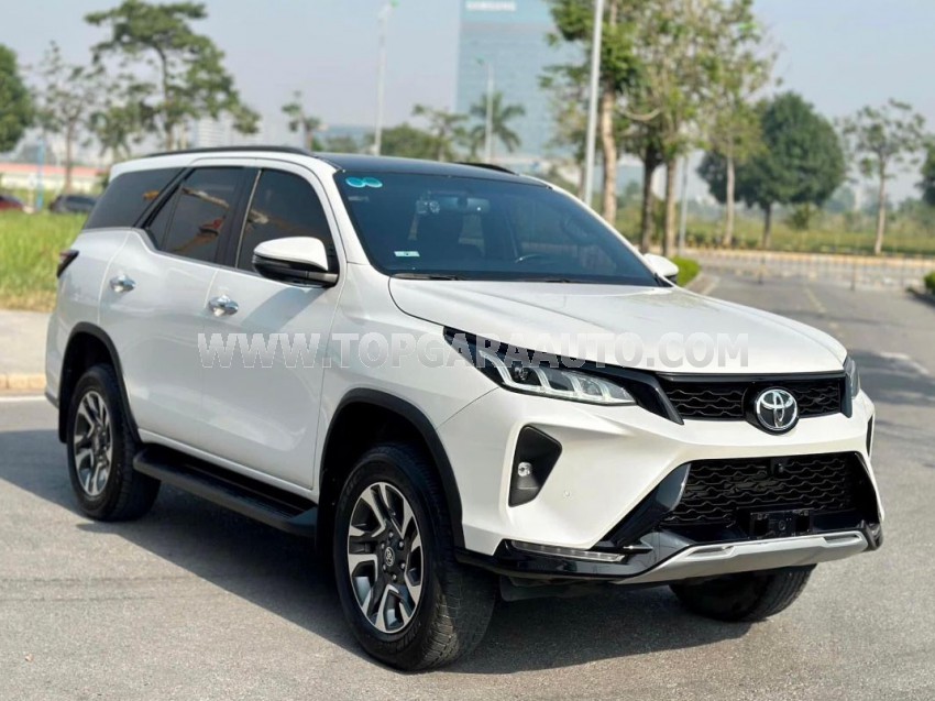 Toyota Fortuner Legender 2.4L 4x2 AT 2022
