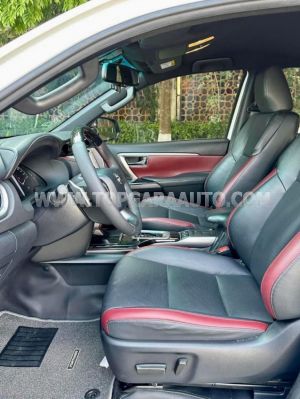 Xe Toyota Fortuner Legender 2.4L 4x2 AT 2022