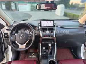 Xe Lexus NX 300 2018