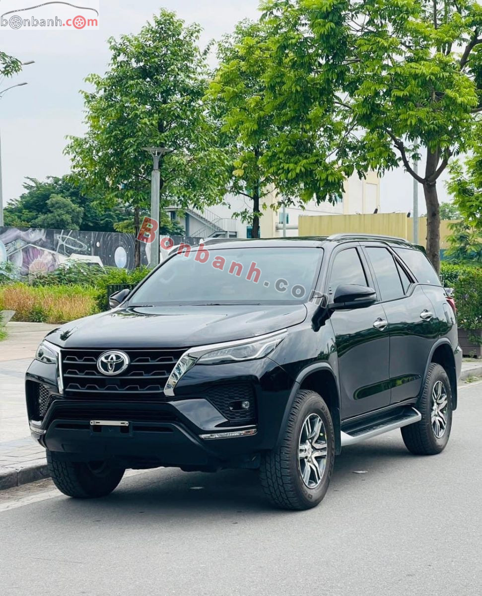 Toyota Fortuner 2.4L 4x2 AT