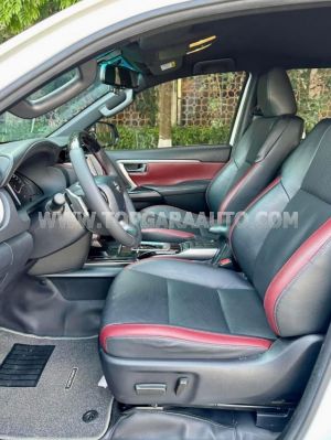 Xe Toyota Fortuner Legender 2.4L 4x2 AT 2022