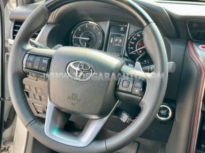 Xe Toyota Fortuner Legender 2.4L 4x2 AT 2022