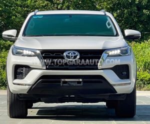 Xe Toyota Fortuner 2.4L 4x2 AT 2022