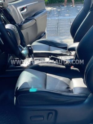 Xe Toyota Fortuner 2.4L 4x2 AT 2022