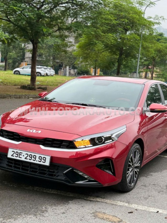 Kia K3 Luxury 1.6 AT