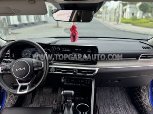 Xe Kia K5 Luxury 2.0 AT 2022
